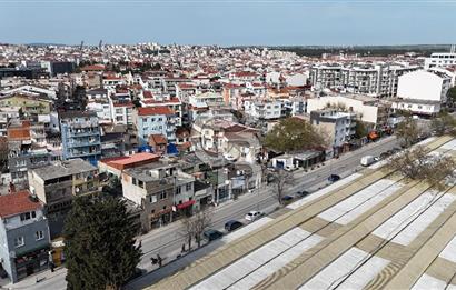 Çanakkale Merkez Cuma Pazarı Karşısı Satılık Komple Bina !
