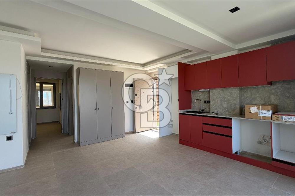 Ayvalık Altınova Sayfiye Sitesi İçerisinde Havuzlu Geniş 2+1 Daire