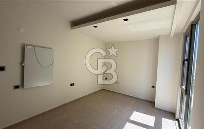 Ayvalık Altınova Sayfiye Sitesi İçerisinde Havuzlu Geniş 2+1 Daire