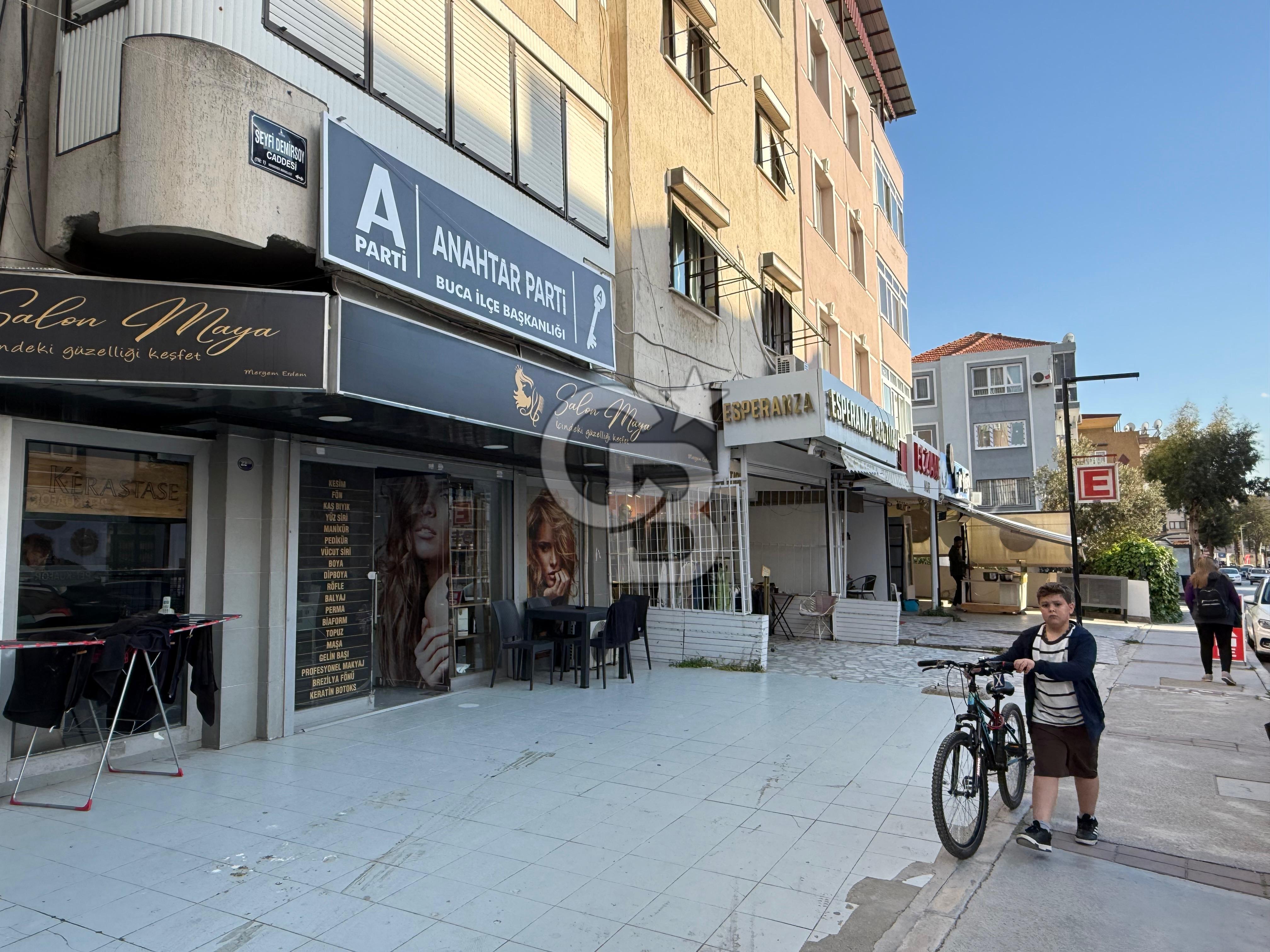 CADDE ÜSTÜ DEVREN KİRALIK