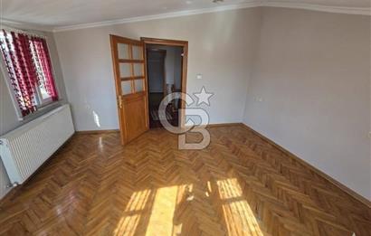 KÜÇÜKYALI'DA 4+1, TERASLI, ÇİFT BANYOLU, FERAH, KİRALIK DUBLEKS