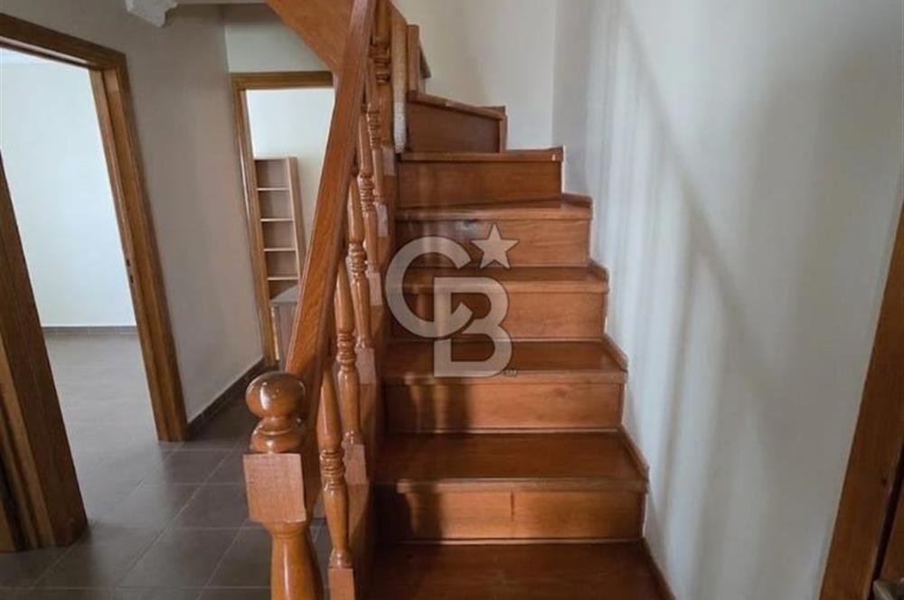 KÜÇÜKYALI'DA 4+1, TERASLI, ÇİFT BANYOLU, FERAH, KİRALIK DUBLEKS