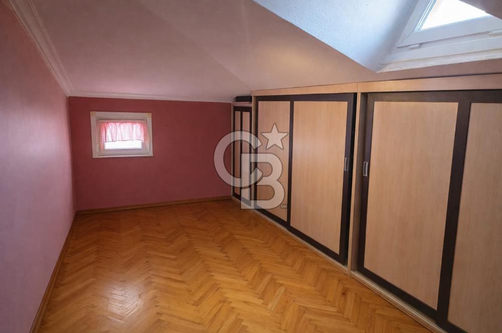 KÜÇÜKYALI'DA 4+1, TERASLI, ÇİFT BANYOLU, FERAH, KİRALIK DUBLEKS