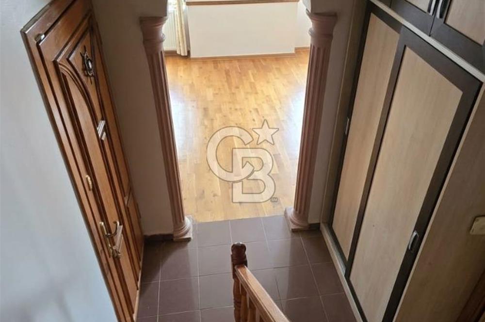 KÜÇÜKYALI'DA 4+1, TERASLI, ÇİFT BANYOLU, FERAH, KİRALIK DUBLEKS