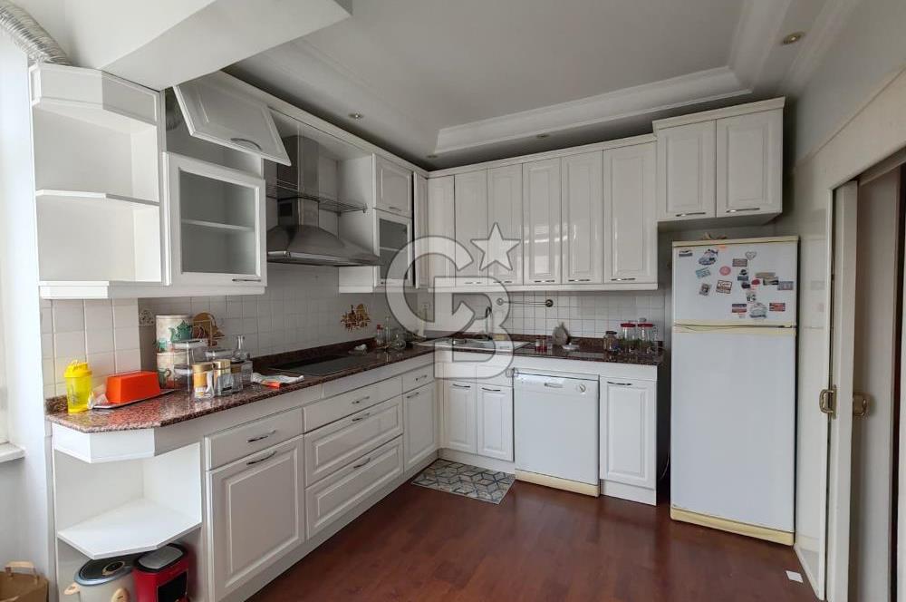 Kısa Süreli Kiralık - Deniz Manzaralı Geniş 3+1