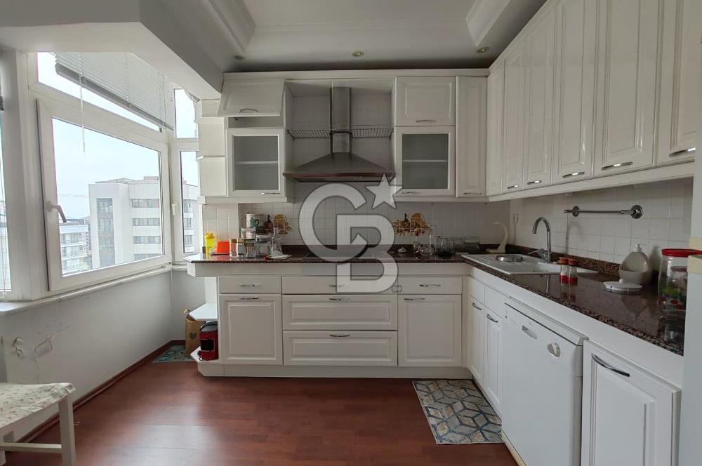 Kısa Süreli Kiralık - Deniz Manzaralı Geniş 3+1