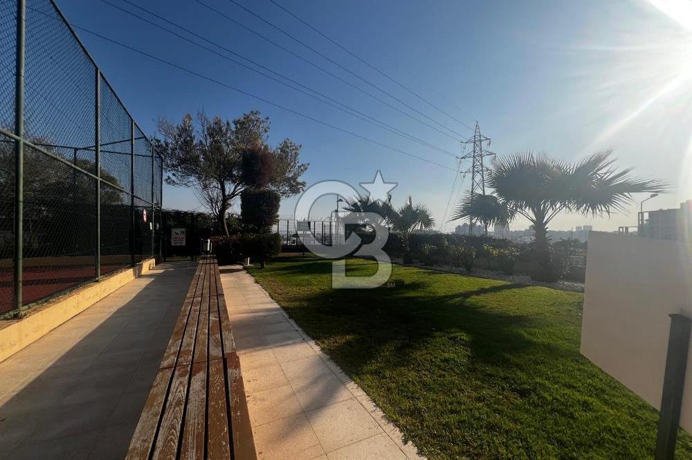 Karşıyaka Soyak Siesta Blue’da Eşyalı 1+1 Kiralık Daire