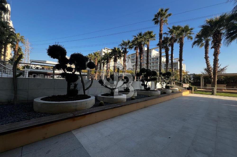 Karşıyaka Soyak Siesta Blue’da Eşyalı 1+1 Kiralık Daire