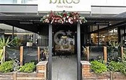 Avcılar Exclusive bayraklının kalbinde Devirlik dükkan