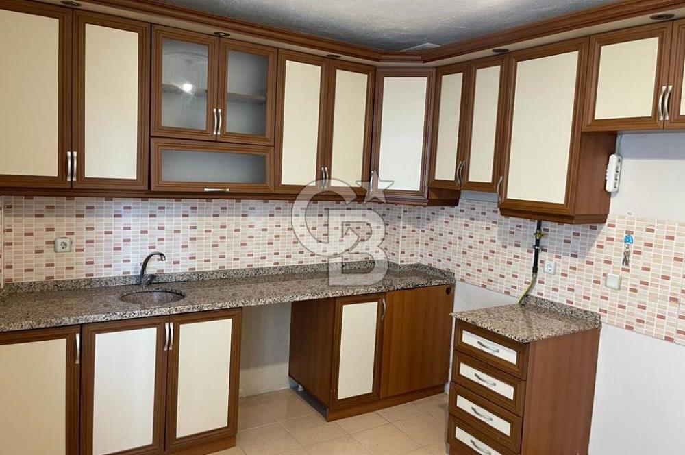 Gaziemir Gazi Mh.de 3+1_120m² Site İçi Kiralık Daire