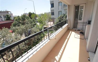 Gaziemir Gazi Mh.de 3+1_120m² Site İçi Kiralık Daire