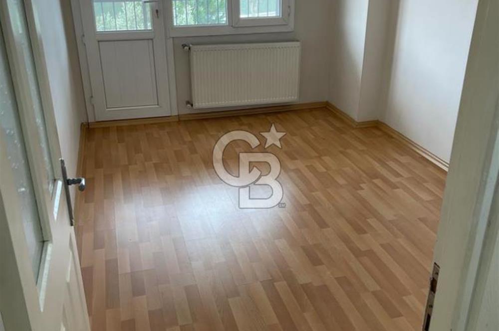 Gaziemir Gazi Mh.de 3+1_120m² Site İçi Kiralık Daire