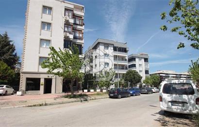 Gaziemir Gazi Mh.de 3+1_120m² Site İçi Kiralık Daire