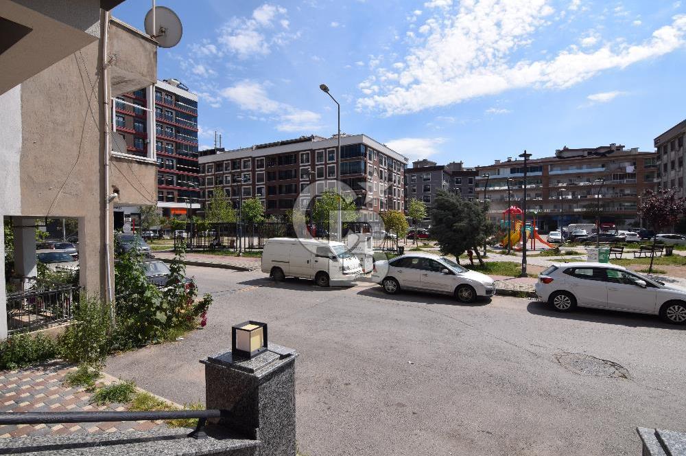 KARŞIYAKA ŞEMİKLER PARK CEPHELİ EŞYALI KİRALIK 2+1 DAİRE