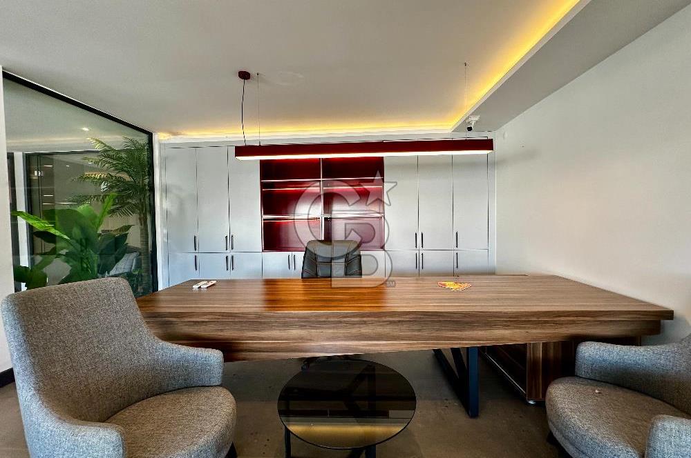 Urla Çamlıçay Mahallesi Ana Cadde Üzeri Eşyalı Kiralık Ofis