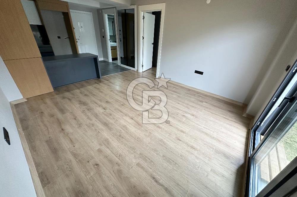 ÇİĞLİ BALATÇIK KATİP ÇELEBİ ÜNİ YAKINI AZEL DELUXETE BAHÇELİ 1+1