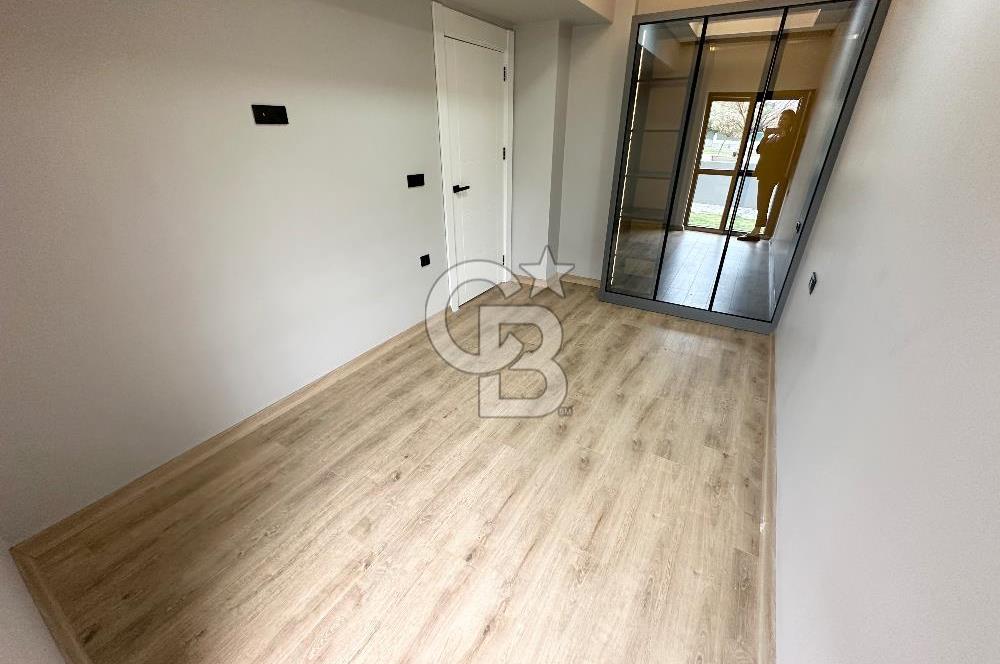 ÇİĞLİ BALATÇIK KATİP ÇELEBİ ÜNİ YAKINI AZEL DELUXETE BAHÇELİ 1+1