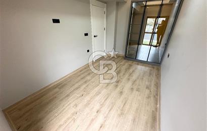 ÇİĞLİ BALATÇIK KATİP ÇELEBİ ÜNİ YAKINI AZEL DELUXETE BAHÇELİ 1+1