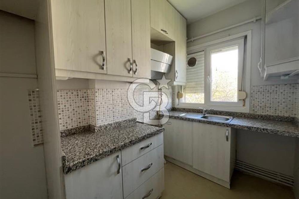 Etiler de yenilenmiş balkonlu geniş 2+1 kiralık daire 