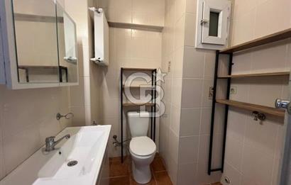 Etiler de yenilenmiş balkonlu geniş 2+1 kiralık daire 