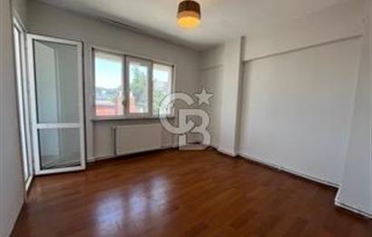 Etiler de yenilenmiş balkonlu geniş 2+1 kiralık daire 