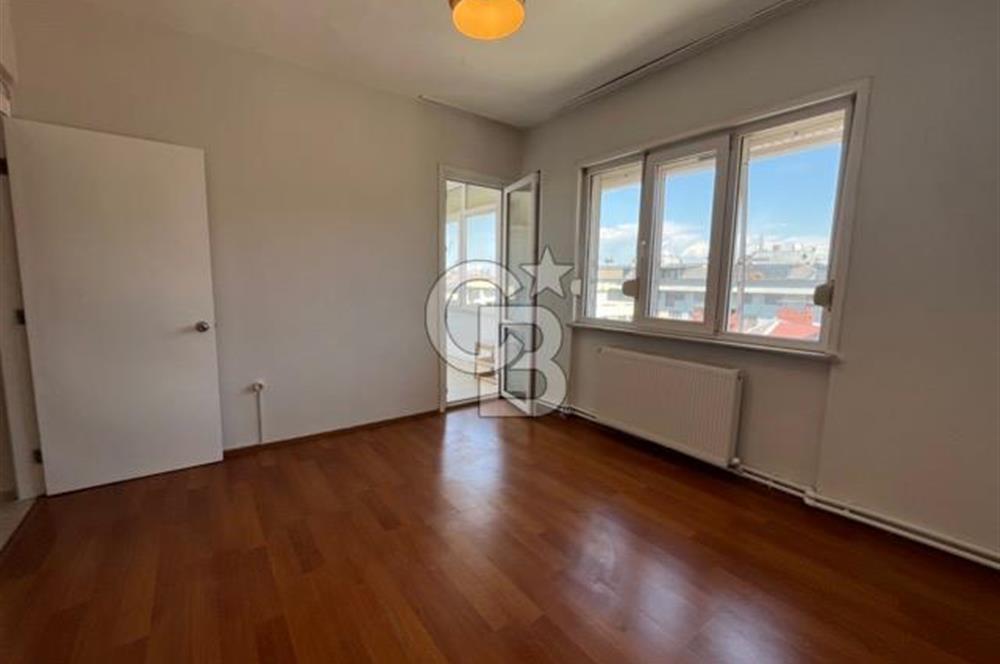 Etiler de yenilenmiş balkonlu geniş 2+1 kiralık daire 