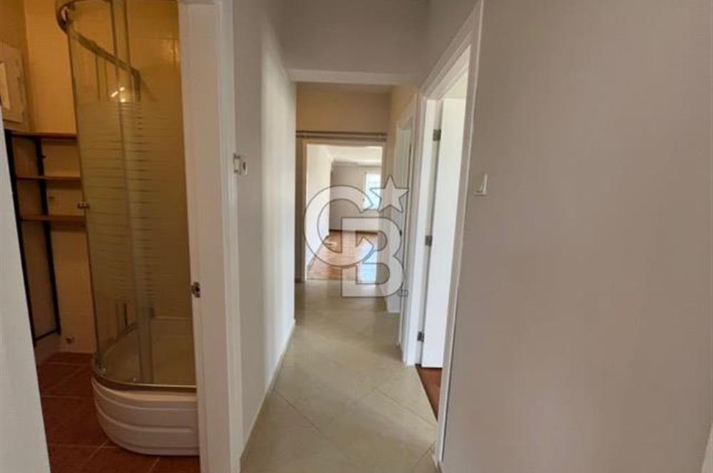 Etiler de yenilenmiş balkonlu geniş 2+1 kiralık daire 