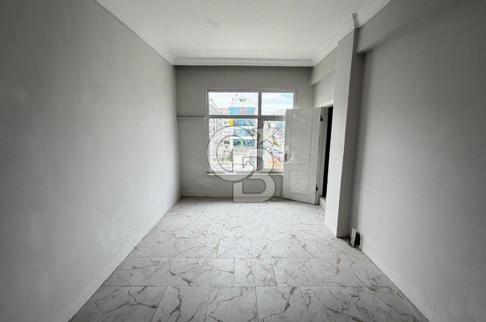 BAĞDAT CADDESİ ÜZERİNDE KİRALIK 1+1 DAİRE