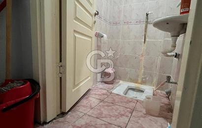 Köşe Konumlu Cadde üzeri Yapılı 2 cepheli 106 m2 Dükkan