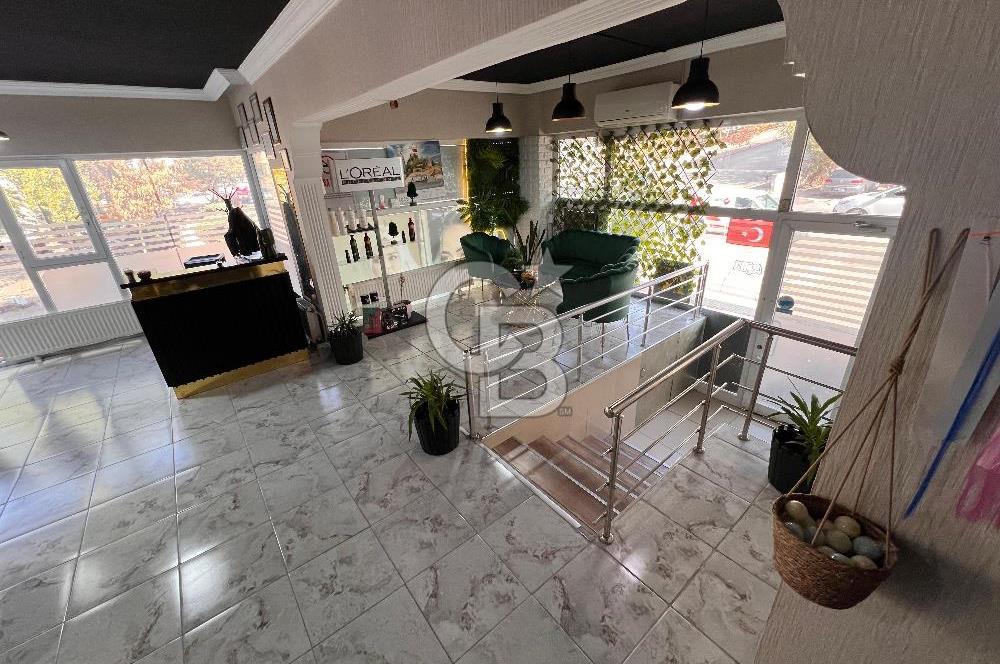 Köşe Konumlu Cadde üzeri Yapılı 2 cepheli 106 m2 Dükkan