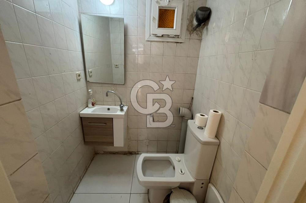 Narlıdere Mithatpaşa Caddesi Üzerinde Kiralık 2 Dükkan 1 arada