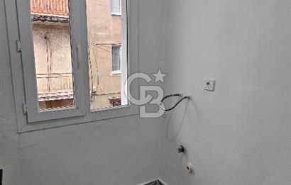 Bornova Altındağ Kamil Tunca Yakını 2 Katlı Satılık Bina