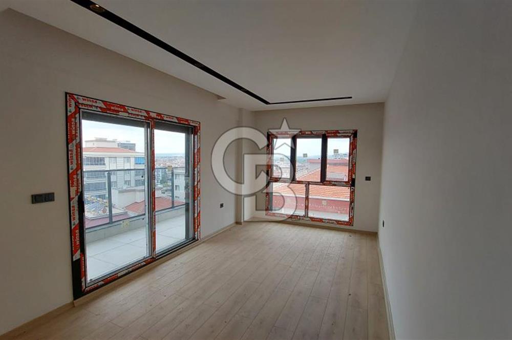 MENEMEN UĞURMUMCU MAH.'DE CB İYA'DAN KİRALIK 3+1 LÜKS DAİRE