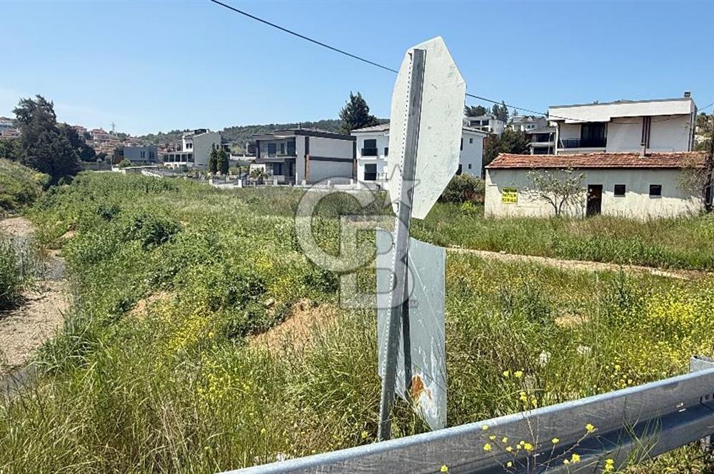 Güzelbahçe Çamlı Mahallesi’nde köşe parsel ticari arsa