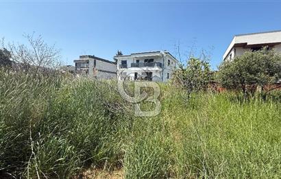 Güzelbahçe Çamlı Mahallesi’nde köşe parsel ticari arsa