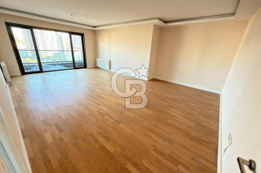 YAŞAMKENT PARK CADDESİ KLN MİORA'DA 5+1 KİRALIK DUBLEKS DAİRE