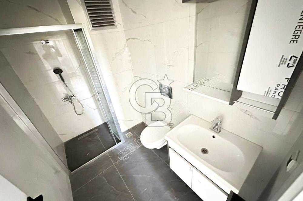 Kuşadası Merkez 2+1 Kiralık Yeni Bina