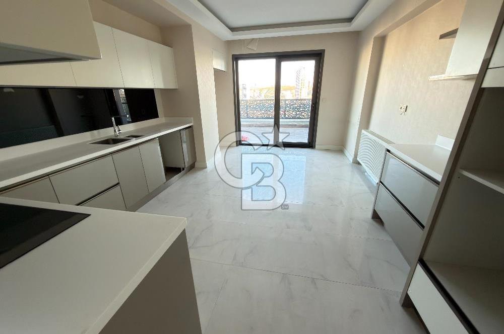 YAŞAMKENT PARK CADDESİ KLN MİORA'DA 5+1 KİRALIK DUBLEKS DAİRE