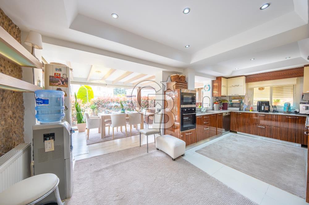 GÜZELBAHÇE ÇAMLI VİLLARI 5+1 SATILIK VİLLA 800M2 ARSA PAYI