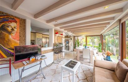 GÜZELBAHÇE ÇAMLI VİLLARI 5+1 SATILIK VİLLA 800M2 ARSA PAYI