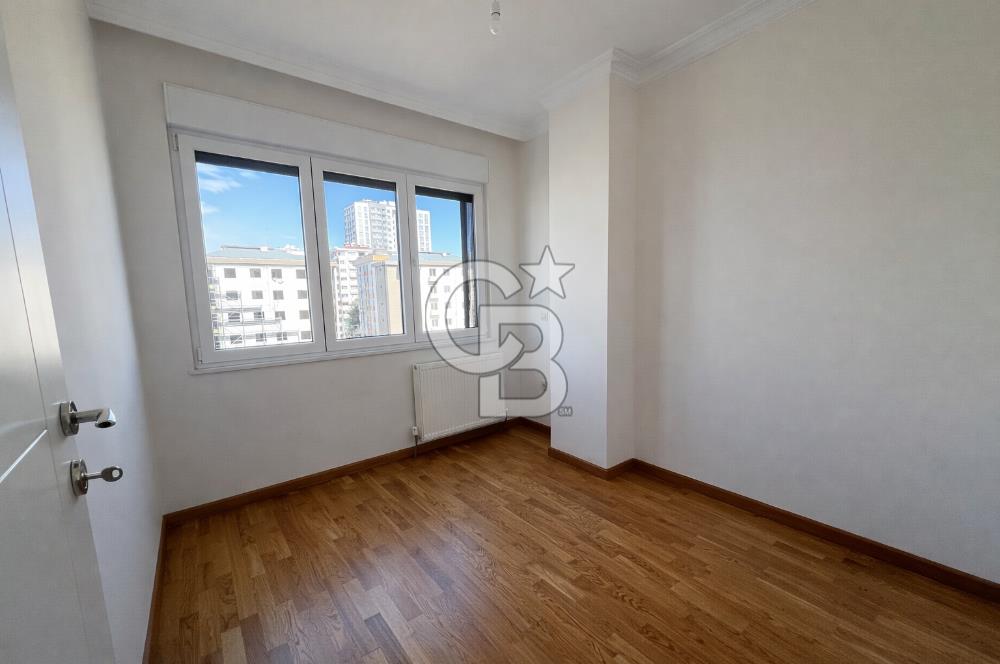 ERENKÖYDE MARMARAY YAKINI ÇİFT BANYOLU 3+1 KİRALIK DAİRE