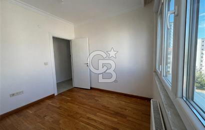 ERENKÖYDE MARMARAY YAKINI ÇİFT BANYOLU 3+1 KİRALIK DAİRE