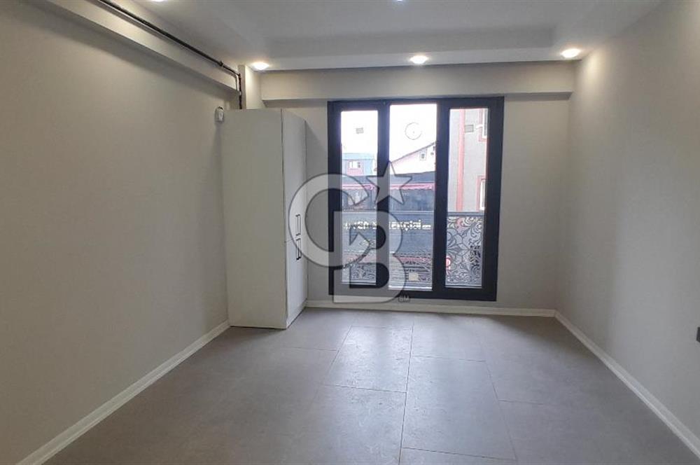 ÇAĞLAYAN ADLİYESİNE YÜRÜME MESAFESİNDE KİRALIK 1+1 OFİS