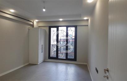 ÇAĞLAYAN ADLİYESİNE YÜRÜME MESAFESİNDE KİRALIK 1+1 OFİS