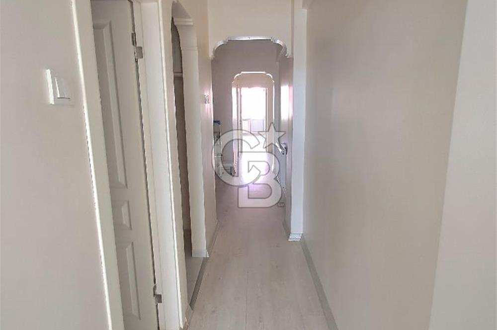 Şehremini Küçük Saray Meydanı’nda Satılık 1+1 Daire!