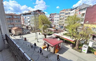 Şehremini Küçük Saray Meydanı’nda Satılık 1+1 Daire!