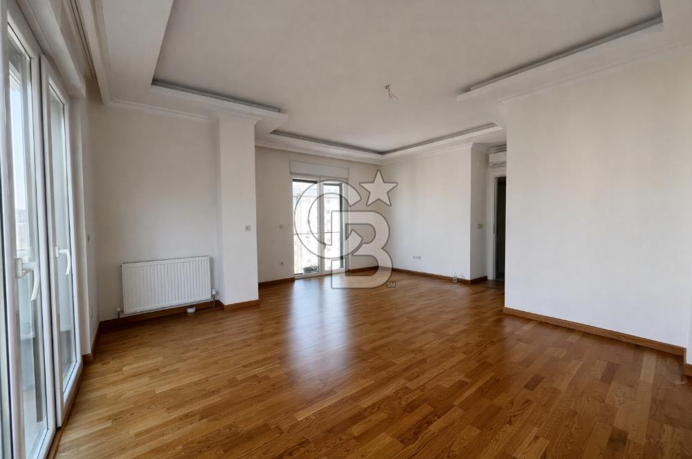 ERENKÖYDE MARMARAY YAKINI ÇİFT BANYOLU 3+1 KİRALIK DAİRE