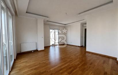 ERENKÖYDE MARMARAY YAKINI ÇİFT BANYOLU 3+1 KİRALIK DAİRE