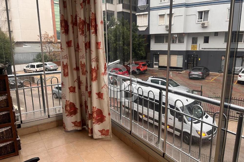Dutlubahçe de eşyalı kiralık 2+1 katta daire