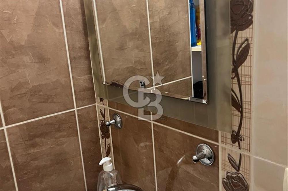 Dutlubahçe de eşyalı kiralık 2+1 katta daire